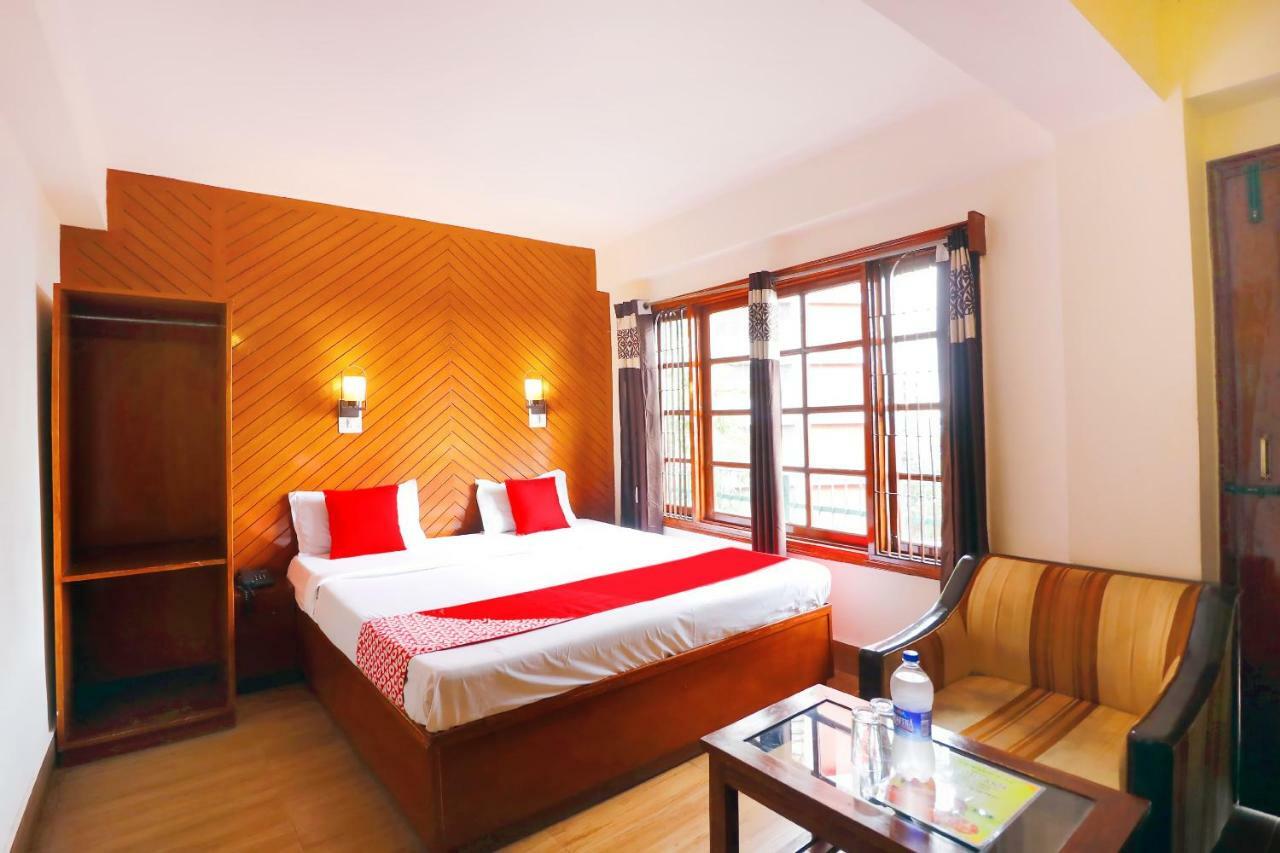 שימלה Oyo 45337 Hotel Woodland מראה חיצוני תמונה